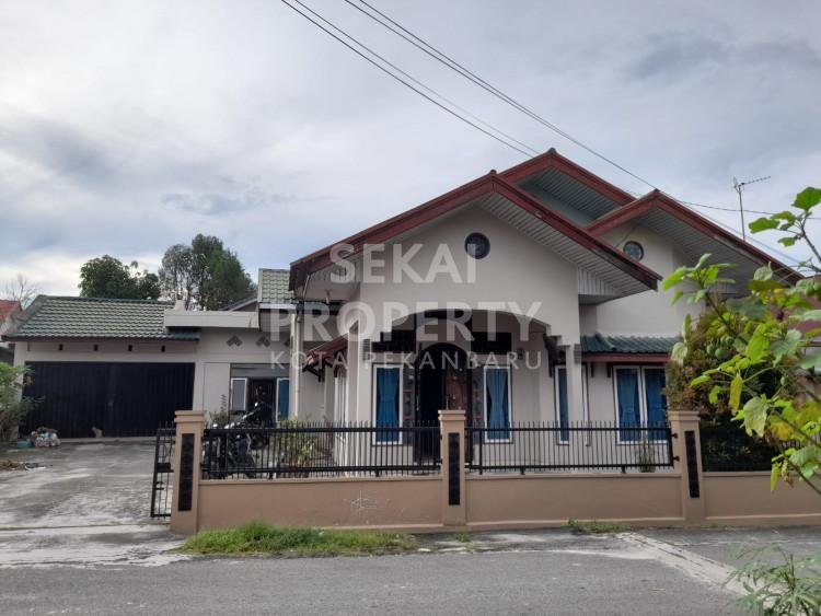 Dijual Rumah lokasi Arifin Ahmad - Pekanbaru