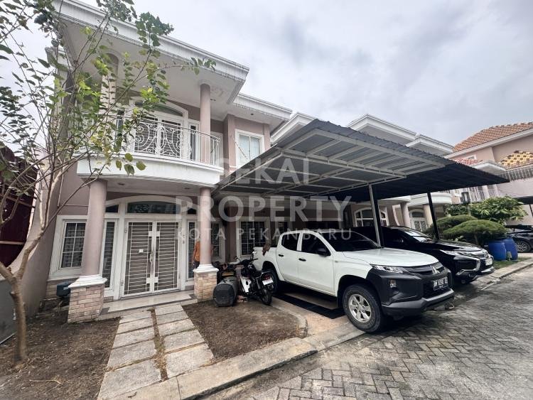 DISEWAKAN RUMAH MEWAH JL.DIPONEGORO