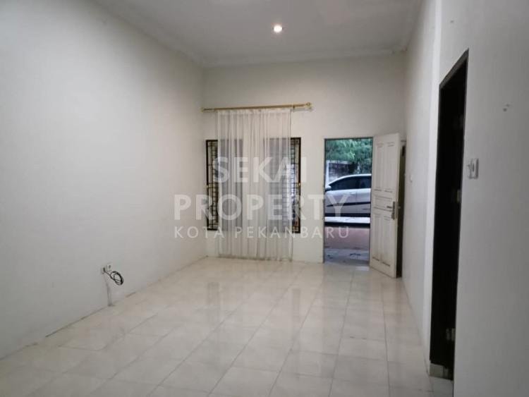 Dijual Rumah Posisi Hook Siap Huni - Dijalan Srikandi Pekanbaru