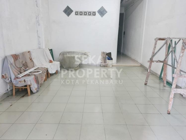 Dijual Ruko 3 Lantai Siap Huni - Di Jalan Tuanku Tambusai / Jalan Nangka Pekanbaru