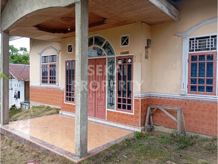 Dijual Rumah+ Tanah luas