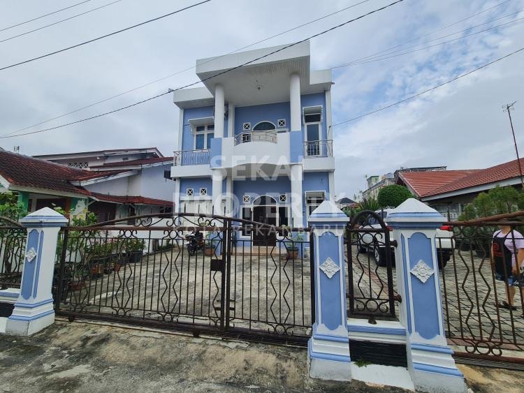Dijual 1 unit rumah bulatan Jalan Pemuda tengah kota Pekanbaru