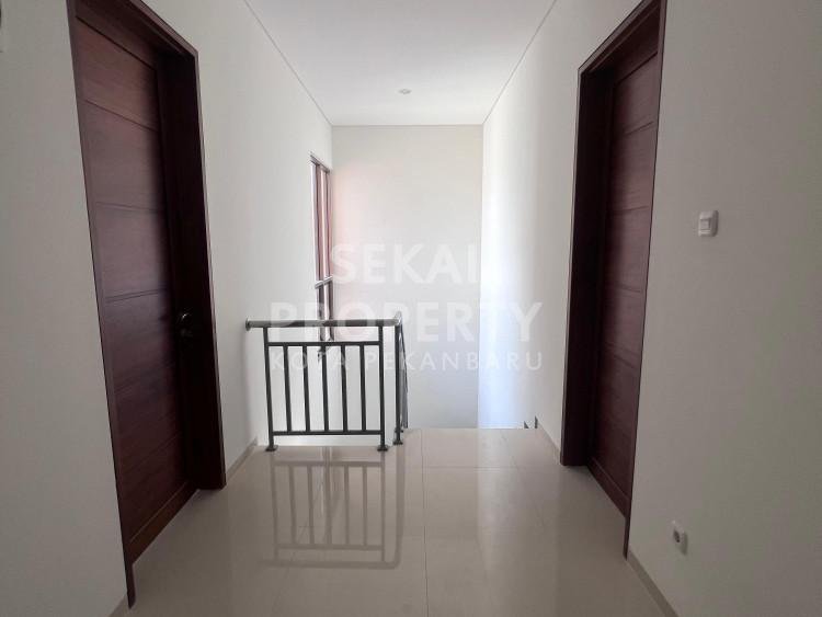 DIJUAL RUMAH CLUSTER MEWAH 2LT LOKASI JL. DUYUNG - PEKANBARU