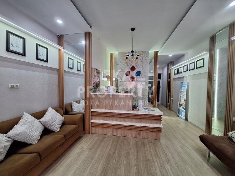 DIJUAL/DISEWAKAN RUKO 2 LANTAI FULL RENOVASI LOKASI JALAN RAJAWALI SAKTI-PEKANBARU