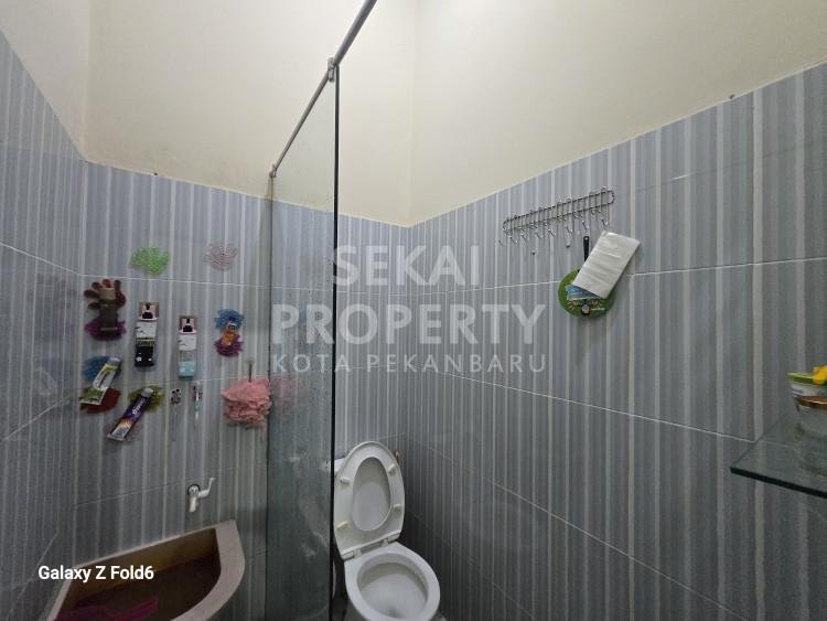 Lihat semua foto