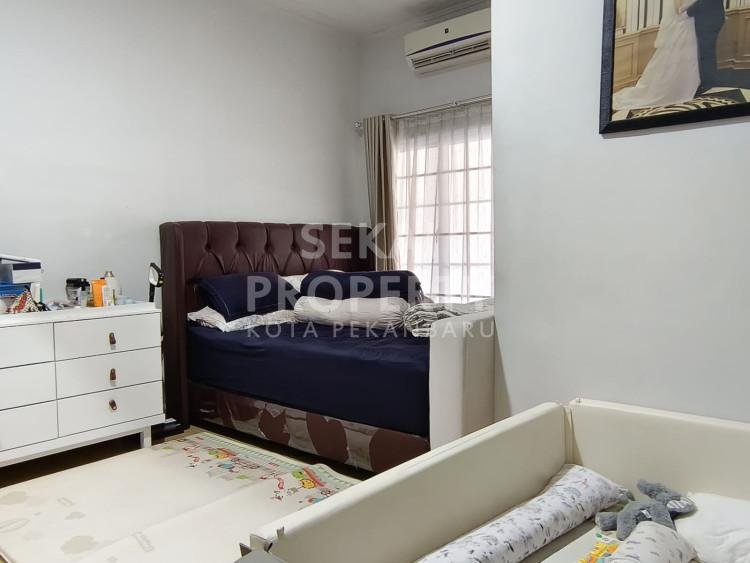 DI JUAL RUMAH DI JALAN PEMUDA