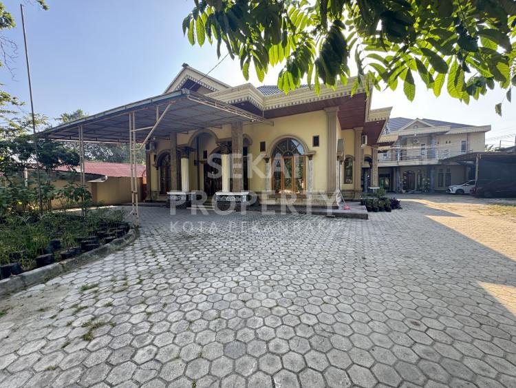 DIJUAL KOSKOSAN + 2 UNIT RUMAH JL .DIPONEGORO