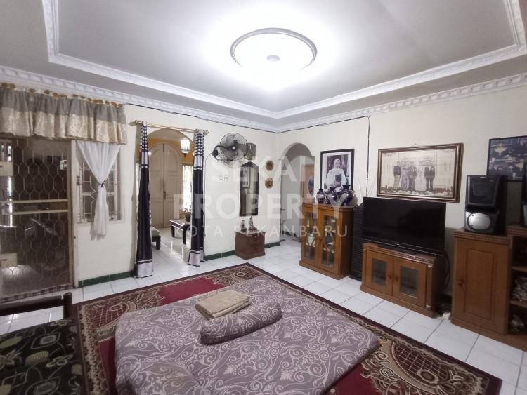 Dijual Rumah Bulatan 1LT Mewah, murah, tengah kota, tepi jalan besar JL.Bukit Barisan - Pekanbaru