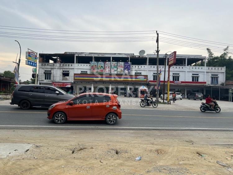 Lihat semua foto