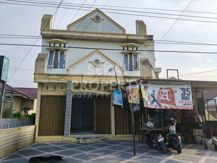 Dijual Ruko 3 Gandeng bonus Kos-kosan 7 pintu di Jl. tanjung Datuk Kec. Limapuluh