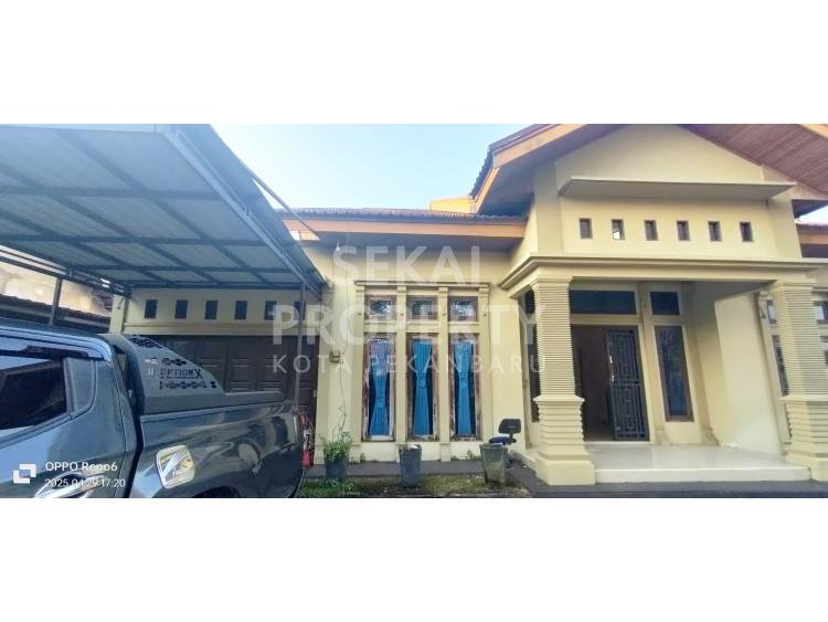DIJUAL RUMAH SIAP HUNI  JL.KUSUMA INDAH  SIMPANG TIGA