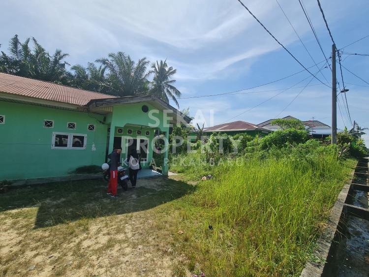 DIJUAL 2 UNIT RUMAH BULATAN TEPI JALAN KELAPA TENAYAN RAYA TENGAH KOTA PEKANBARU