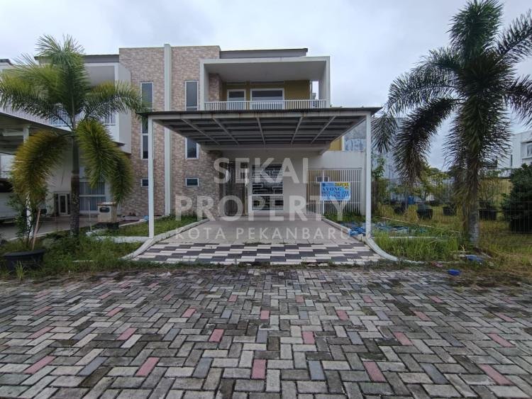 DI JUAL RUMAH  CLUSTER 2 LANTAI  JL SM AMIN