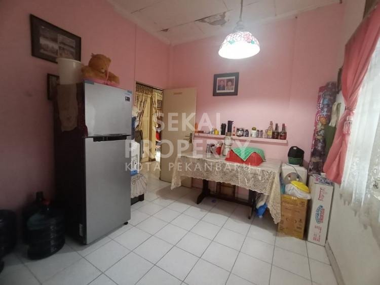 Lihat semua foto