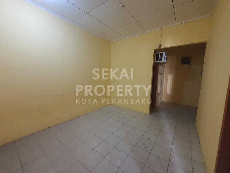 Dijual Rumah di Jl. Mutiara / Nenas
