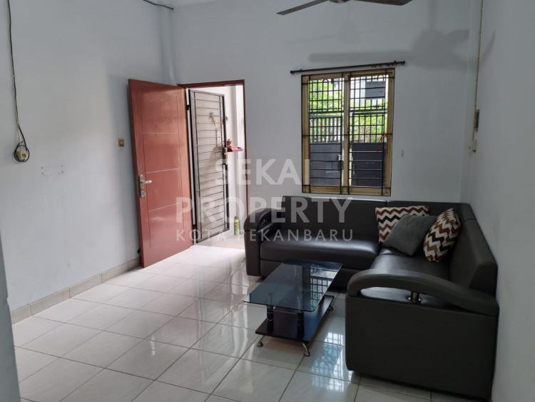 Dijual ruko 3lt Jalan Aladin - Jakarta