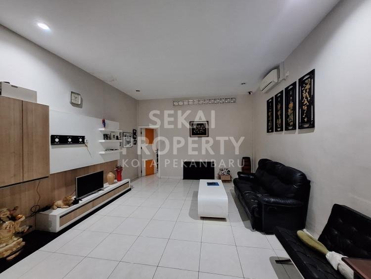 DIJUAL RUKO SIAP PAKAI 3 LANTAI LOKASI JL.JENDRAL - PEKANBARU