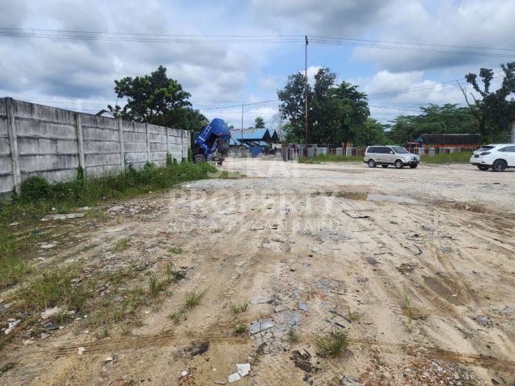 DIJUAL TANAH KAPLINGAN LOKASI JL SIAK II - PEKANBARU