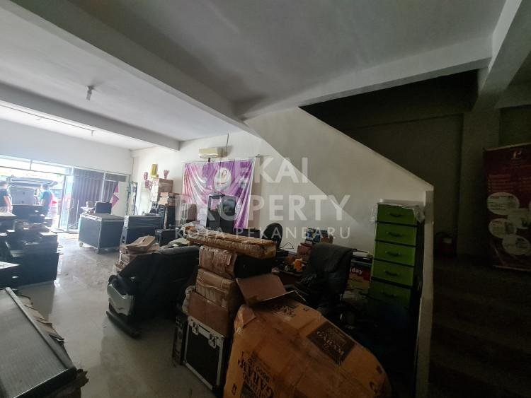 Lihat semua foto