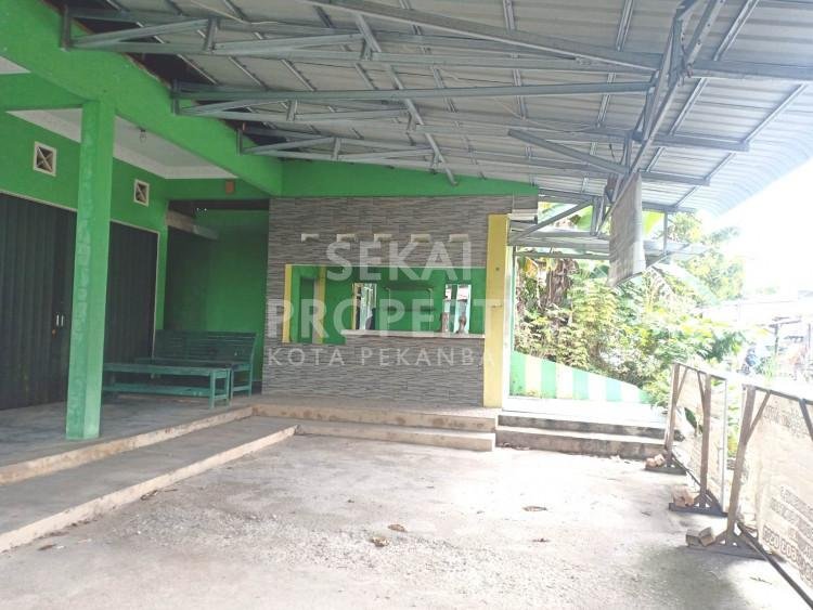 Dijual Rumah + Kos Kosan + Kios di Tengku Bey