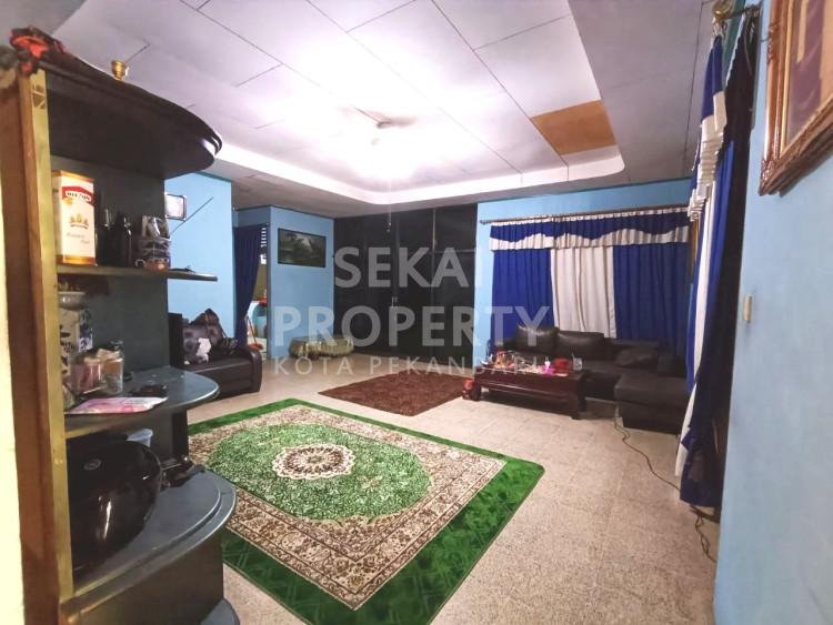 Lihat semua foto