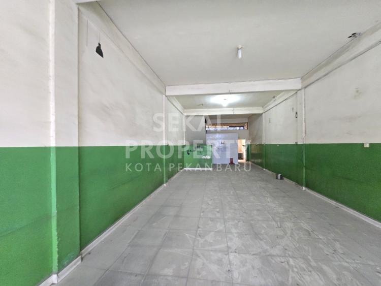 Dijual Ruko 3 Lantai Lokasi Jalan Angkasa - Pekanbaru