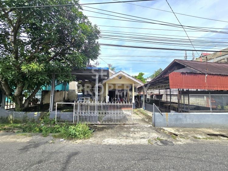 DIJUAL TANAH ADA BANGUNAN LAMA LOKASI JALAN HASANUDDIN-PEKANBARU
