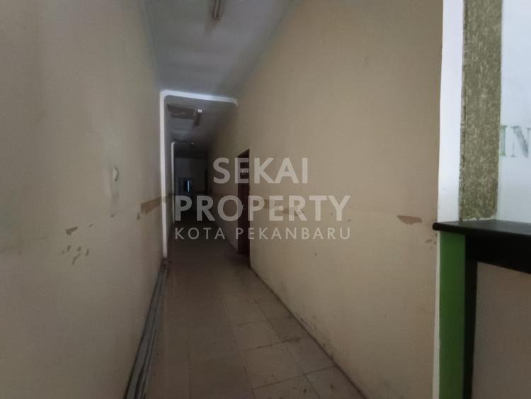 Lihat semua foto
