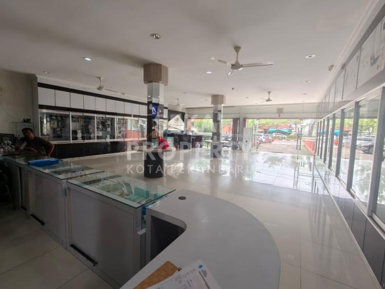 DIJUAL RUKO GANDENG 2 UNIT + TANAH DI JL. SUDIRMAN