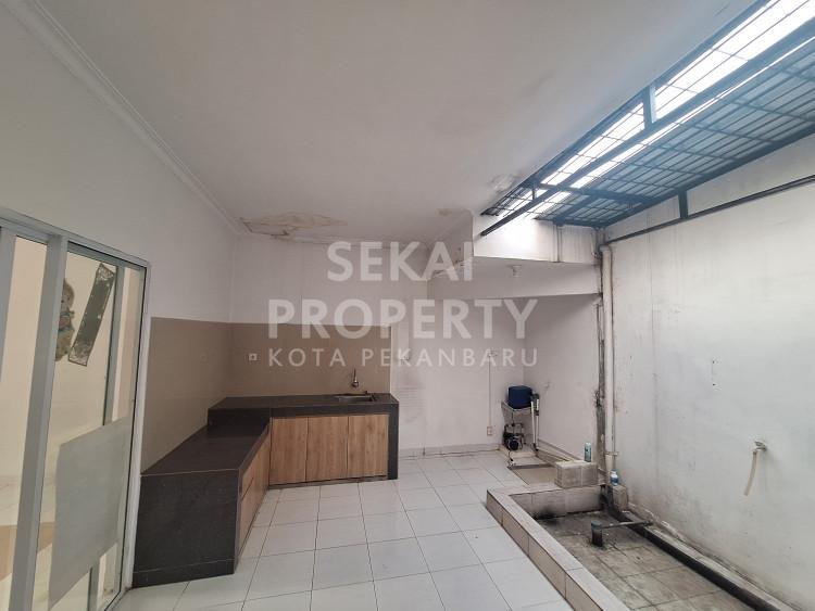 Lihat semua foto