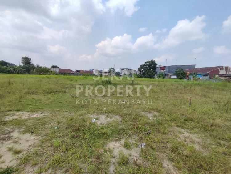 DIJUAL SEBIDANG TANAH DI TEPI JALAN  BESAR JL. KARTAMA - PEKANBARU