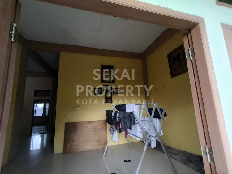 Lihat semua foto