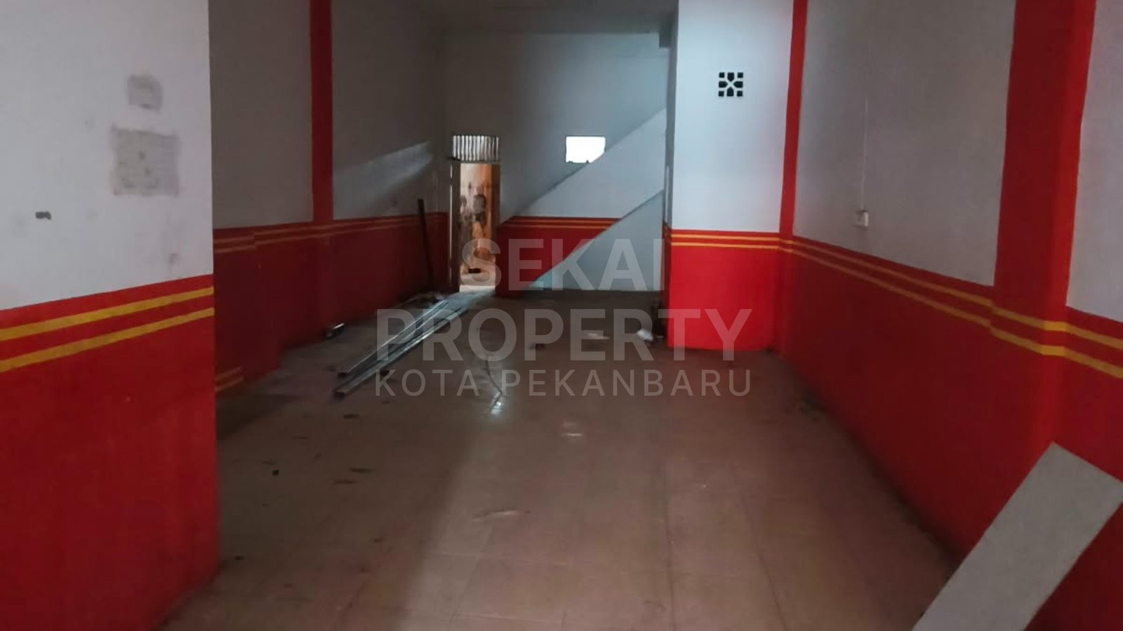 Disewa Ruko 2.5 Lantai Di Jl. Paus