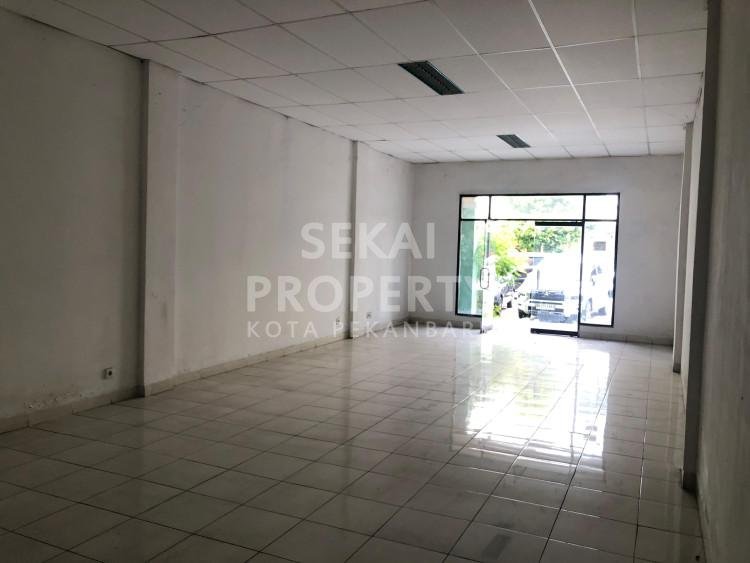 DIJUAL RUKO 3 LT SIAP HUNI LOKASI JL.SUDIRMAN-PEKANBARU