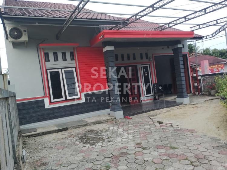 Dijual Rumah Bulatan Type 127/228 M2 Jl Sumatra,Hangtuah - Tenayan Raya