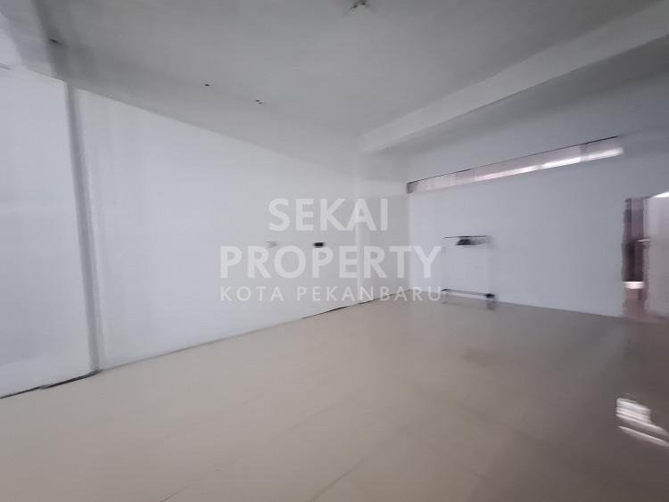 Lihat semua foto