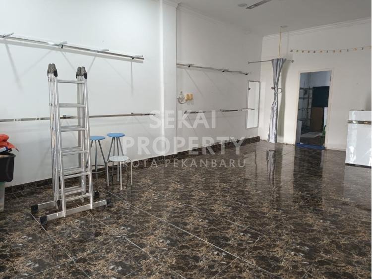 DIJUAL RUKO 3 LANTAI DI JL SOEKARNO HATTA KOMPLEK SKA