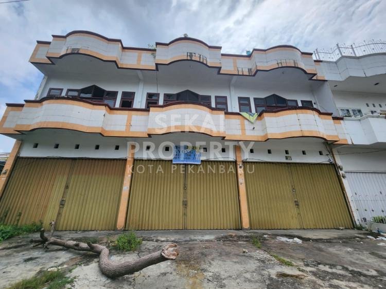 Disewakan Ruko 2lt tersedia 3 unit lokasi Jl. Hasanuddin - Pekanbaru