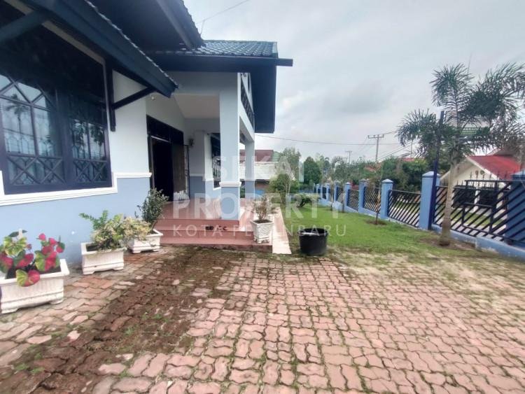 Dijual  rumah bulatan Furnished tengah kota lokasi Bukit barisan - Pekanbaru