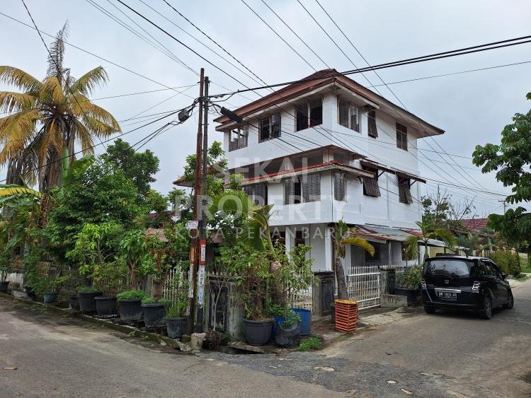 Dijual Kos Kosan lokasi dekat Jl. Sudirman - Pekanbaru