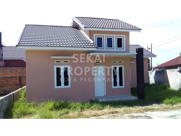 Dijual rumah semi cluster Type 94  lokasi Jl. Tanjung Jati 2 / Bukit Raya - Pekanbaru