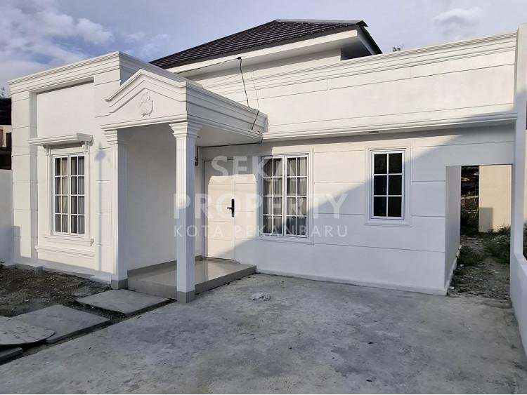 Promo 5 Juta sampai akad !!! Dijual Rumah Semi cluster kondisi baru lokasi Jl. Bukit Barisan