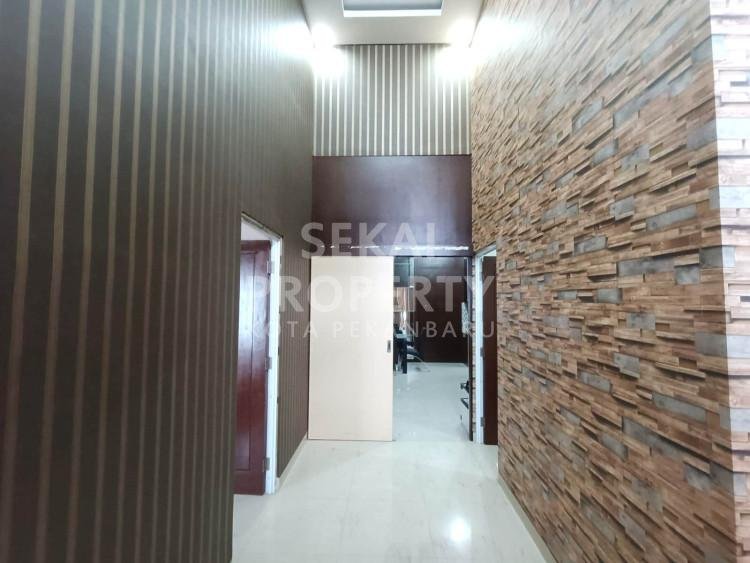DIJUAL RUMAH CLUSTER SEMI FURNISHED SIAP HUNI LOKASI JL HANGTUAH UJUNG - PEKANBARU