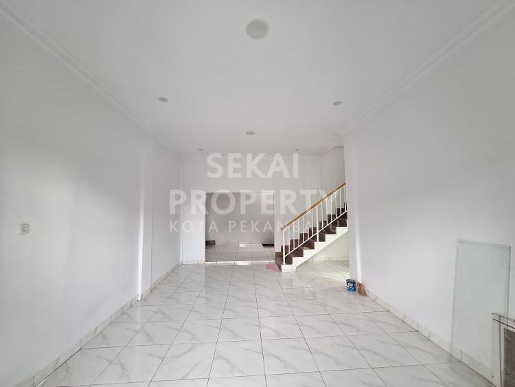 Disewakan Rumah Cluster 2 Lantai Baru Lokasi Jl.pemuda-pekanbaru
