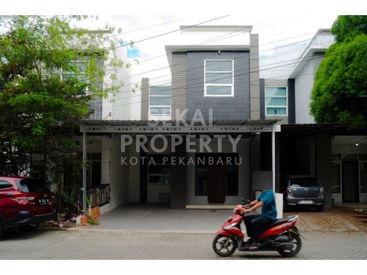 Dijual Rumah Cluster di Pemuda