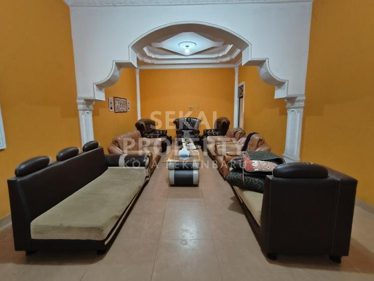 Dijual Rumah Bulatan + Gudang Lokasi Dekat Jalan Darma Bakti