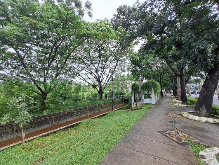 DIJUAL SEBIDANG TANAH LOKASI DI JL.SUDIRMAN-PEKANBARU
