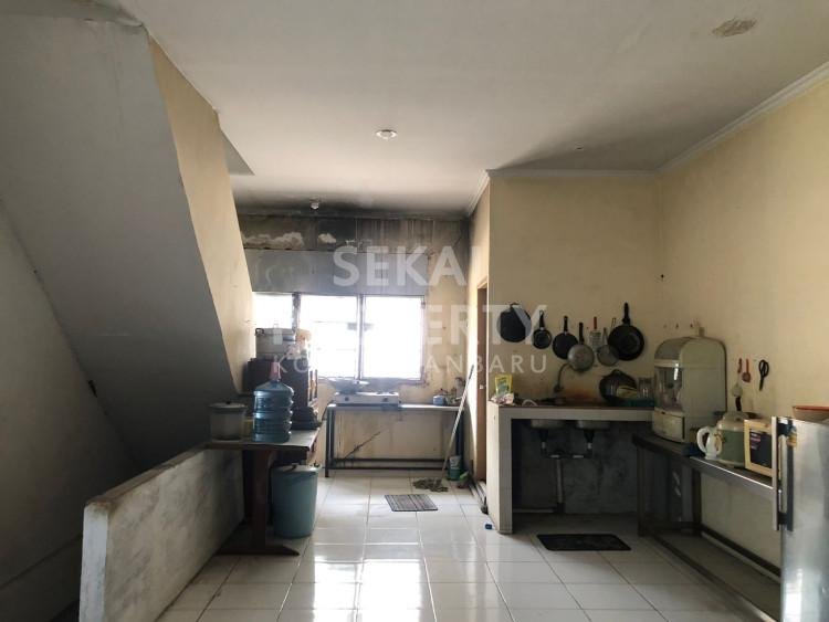 DIJUAL RUKO 2,5 LT DI JL. SOEKARNO HATTA KOMPLEK CENTRAL NIAGA - PEKANBARU.