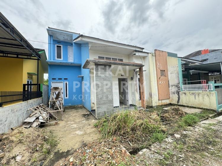 DIJUAL RUMAH 2 LT JL.PARIT INDAH PEKANBARU