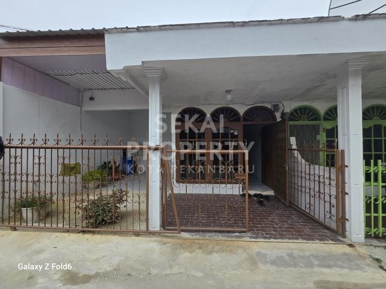 DIJUAL RUMAH SIAP HUNI JL.SUTOMO